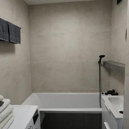 Apartament w centrum Kołobrzegu, nad rzeką Zewnętrze zdjęcie